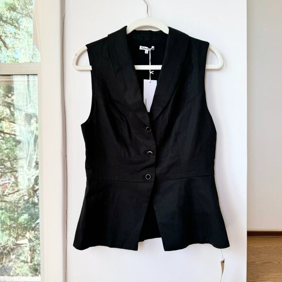 NWT Reformation Oakley Vest Top Sleeveless V Neck in Black 8 - Picture 8 of 13